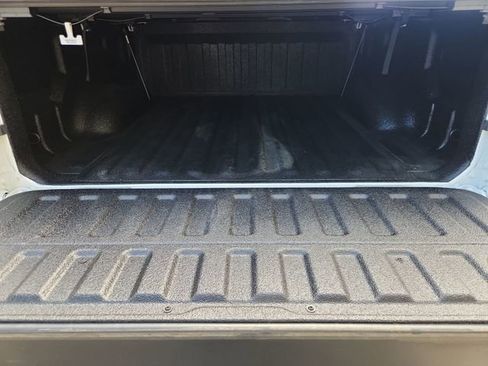 Used 2025 RAM 1500 Lone Star image 25