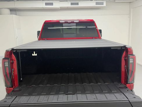 Used 2025 GMC Sierra 2500 AT4X AWD/4WD image 35