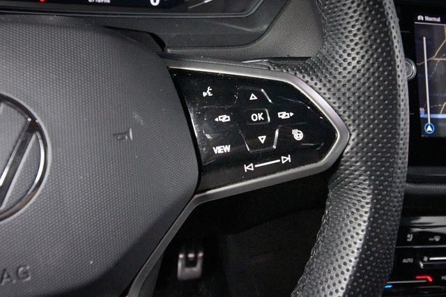 Used 2022 Volkswagen Tiguan SEL R-Line AWD/4WD image 13