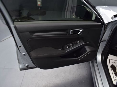 Used 2022 Honda Civic Sport image 11