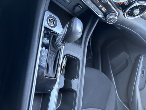 Used 2022 Nissan Sentra SV w/ All-Weather Package FWD image 31