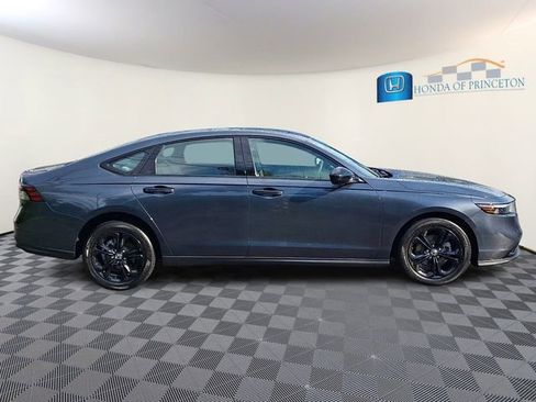 Used 2025 Honda Accord SE image 7