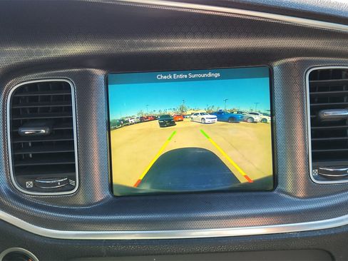 Used 2018 Dodge Charger SXT Plus image 18