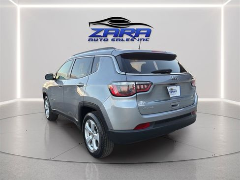 Used 2017 Jeep Compass Latitude AWD/4WD image 5