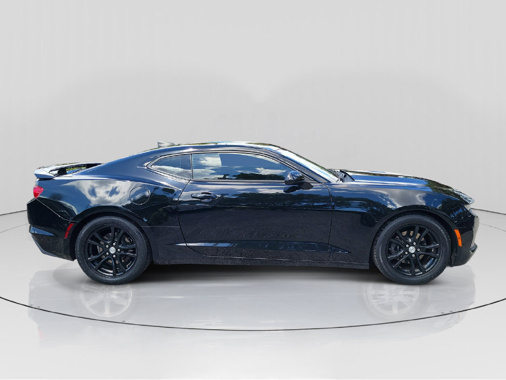 Used 2021 Chevrolet Camaro LS RWD image 8