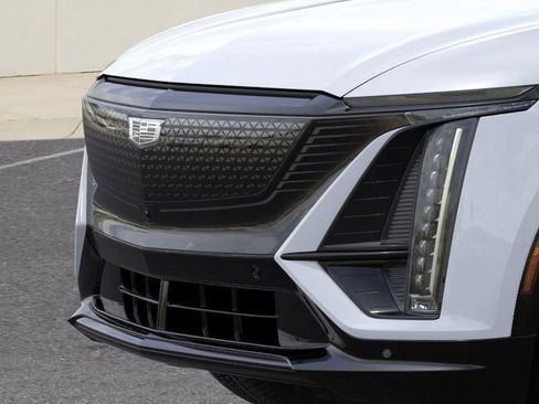 New 2026 Cadillac Lyriq Sport image 13