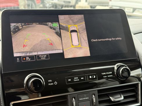 Used 2024 INFINITI QX80 Luxe image 21