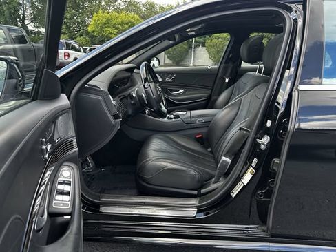 Used 2018 Mercedes-Benz S 560 4MATIC Sedan image 19