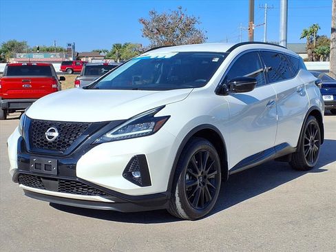 Used 2024 Nissan Murano SV w/ SV Midnight Edition Package image 3