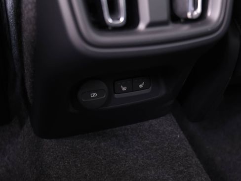 New 2026 Volvo XC40 B5 Plus w/ Protection Package Premier image 17