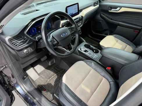 Used 2021 Ford Escape Titanium w/ Titanium Elite Package AWD/4WD image 11