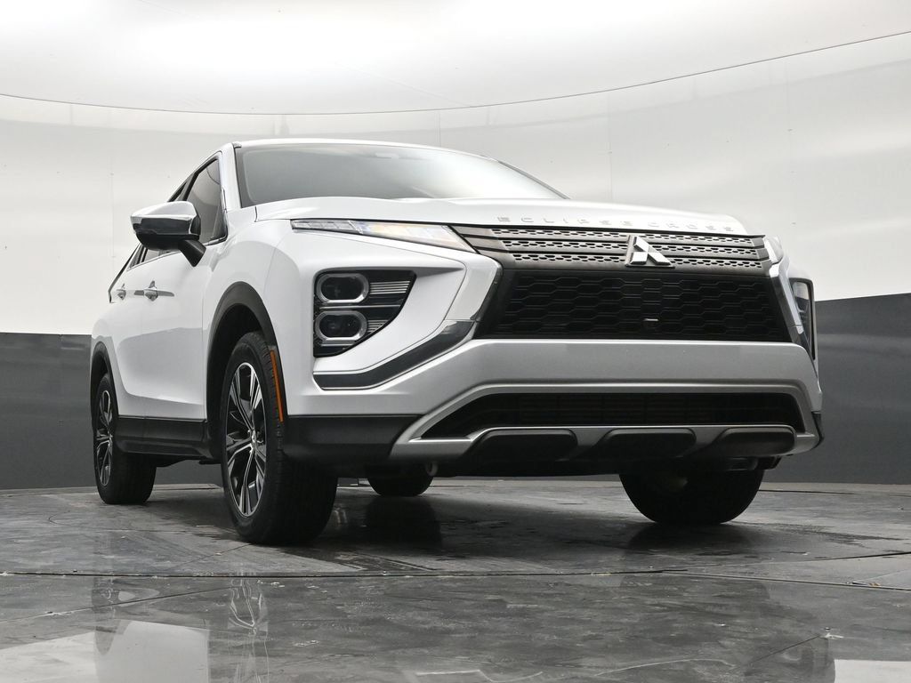 Used 2022 Mitsubishi Eclipse Cross SE FWD image 25