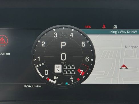 Used 2024 Land Rover Defender 130 X-Dynamic SE AWD/4WD image 21