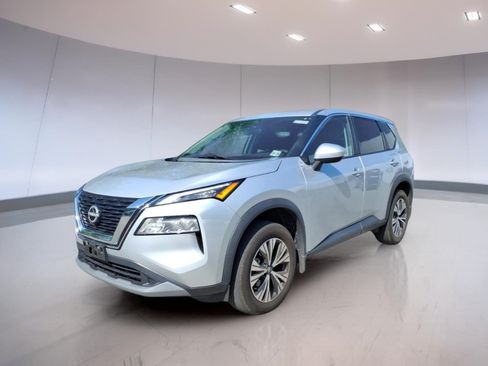 Used 2023 Nissan Rogue SV AWD/4WD image 2