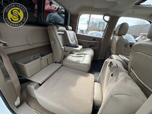 Used 2006 GMC Sierra 2500 SLT w/ Heavy-Duty Power Package image 19