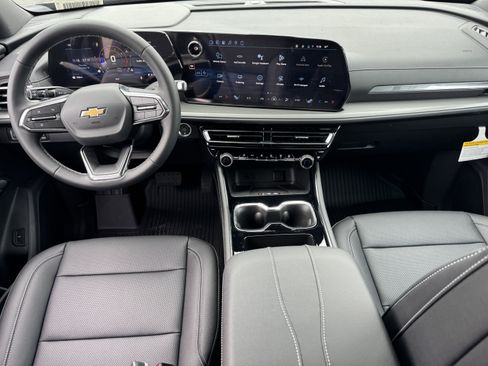 New 2026 Chevrolet Traverse LT w/ Driver Confidence Package image 21