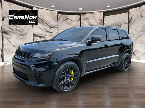 Used 2018 Jeep Grand Cherokee Trackhawk AWD/4WD image 3