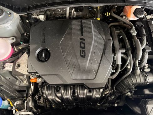 Certified 2022 Hyundai Santa Cruz SEL FWD image 9