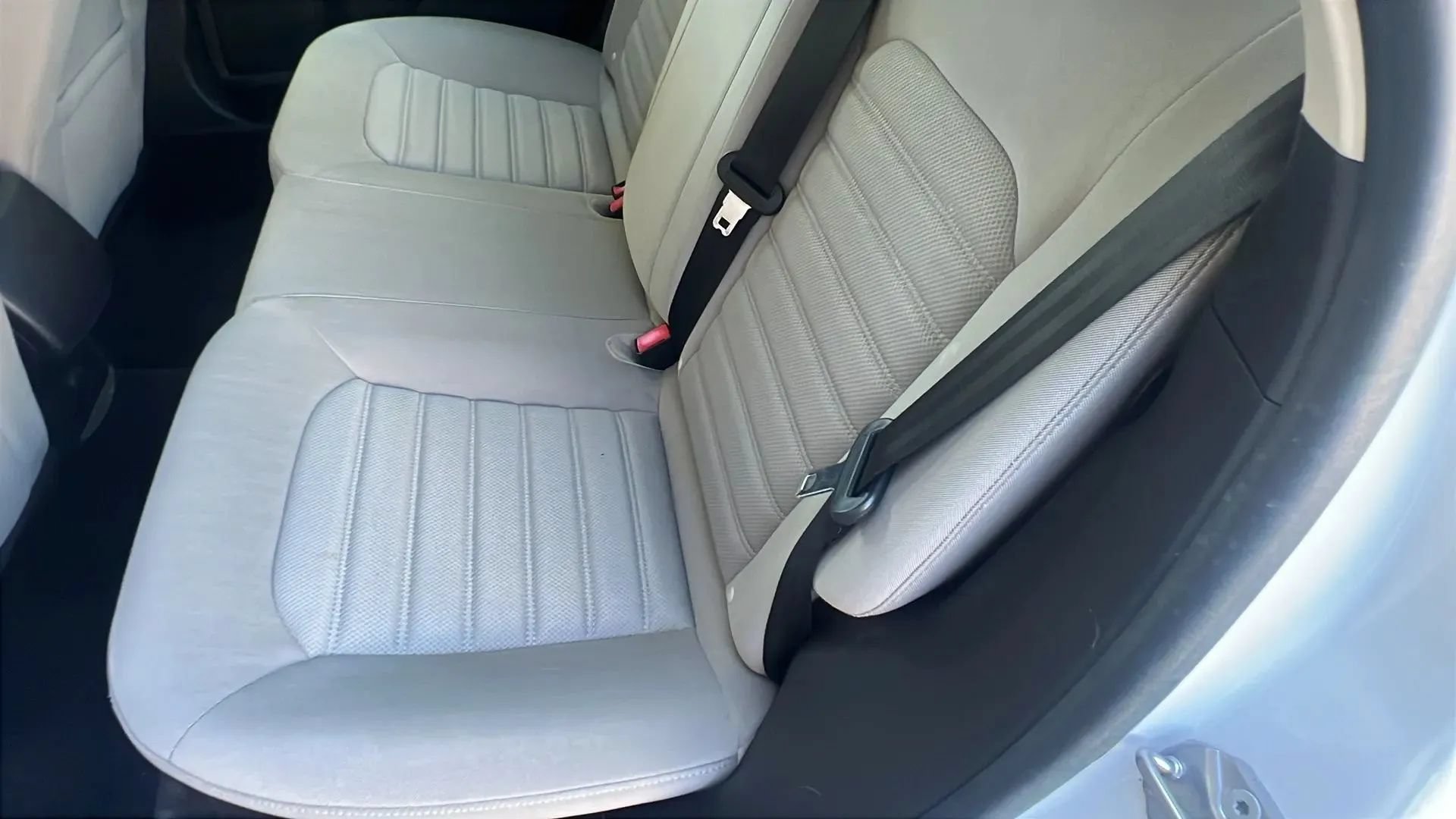 Used 2018 Ford Fusion S FWD image 18