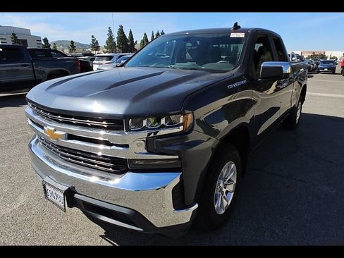 Used 2019 Chevrolet Silverado 1500 LT w/ All-Star Edition image 3