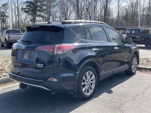 Used 2018 Toyota RAV4 Limited w/ Advanced Technology Package image 5