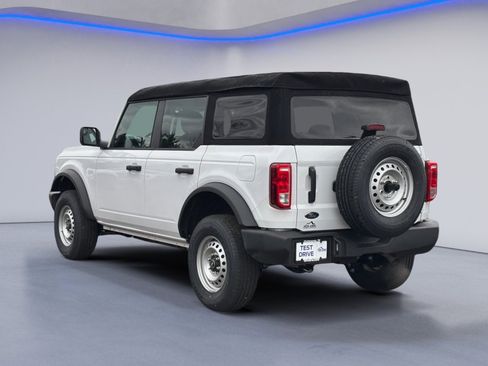 New 2025 Ford Bronco 4-Door image 12