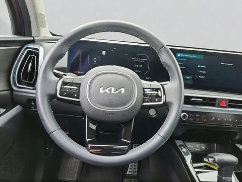 Certified 2025 Kia Sorento SX AWD/4WD image 14