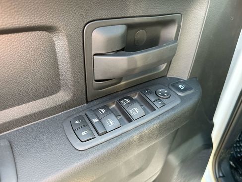 New 2024 RAM 3500 Tradesman w/ Chrome Appearance Group image 17