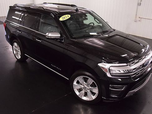 Used 2024 Ford Expedition Platinum AWD/4WD image 9