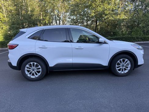 Used 2020 Ford Escape SE AWD/4WD image 24