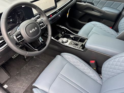 New 2025 Kia Sorento SX Prestige image 11