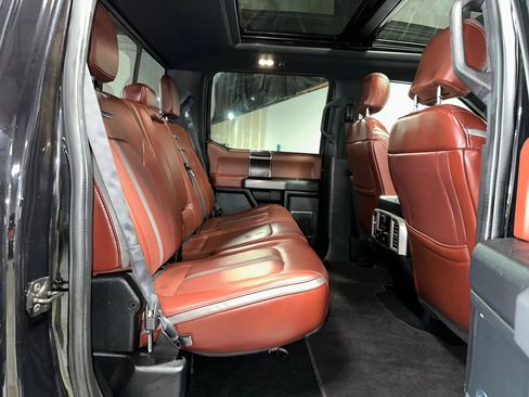 Used 2019 Ford F350 Platinum w/ Platinum Ultimate Package image 32