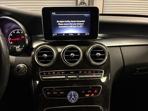 Used 2018 Mercedes-Benz C 300 4MATIC Sedan image 19