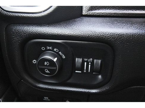 Used 2022 RAM 1500 Laramie w/ Laramie Southwest Edition image 21