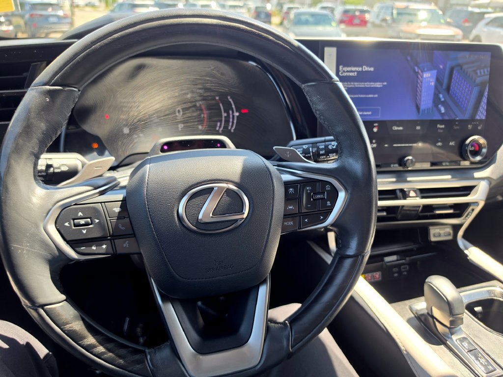 Used 2023 Lexus RX 350 Premium w/ Cold Area Package AWD/4WD image 17