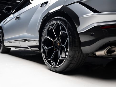 Used 2024 Lamborghini Urus Performante AWD/4WD image 85