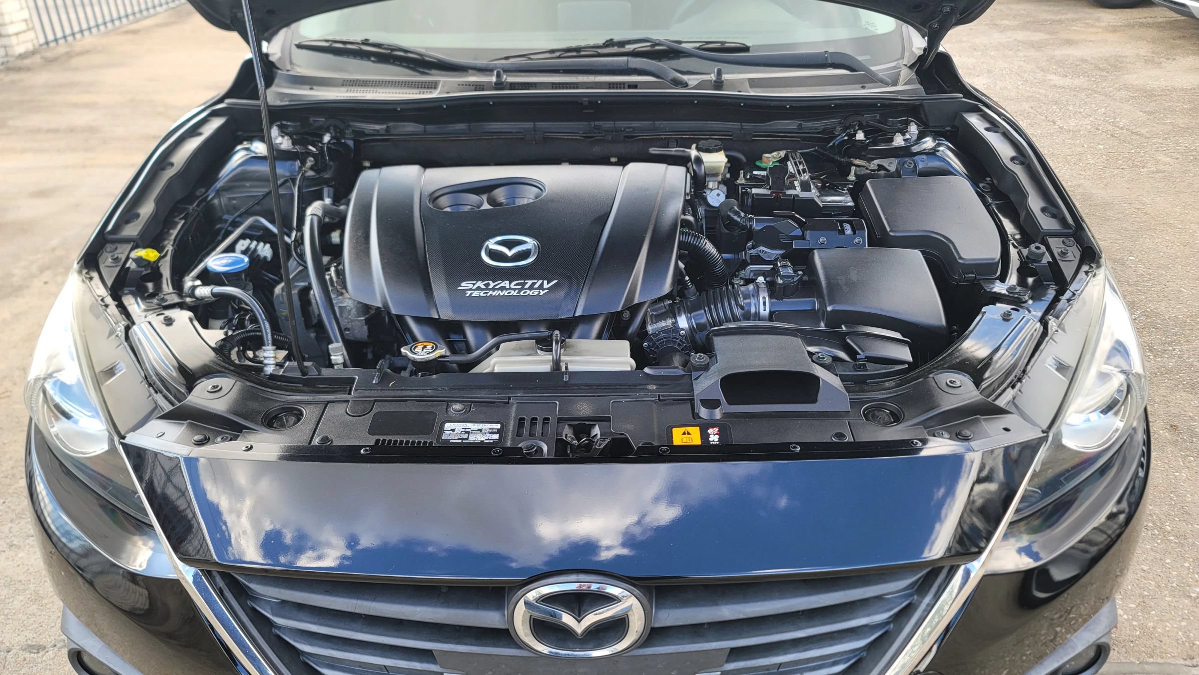 Used 2016 MAZDA MAZDA3 i Touring FWD image 30