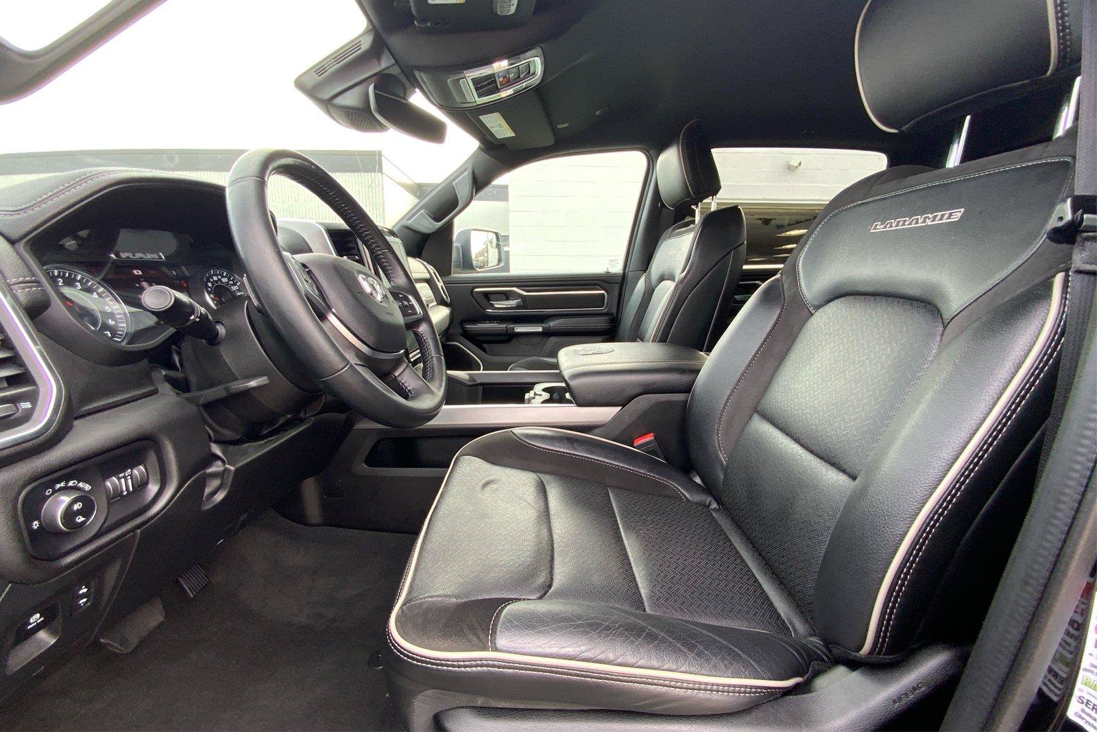 Used 2023 RAM 1500 Laramie AWD/4WD image 10