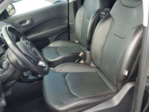Used 2020 Jeep Compass Limited AWD/4WD image 18