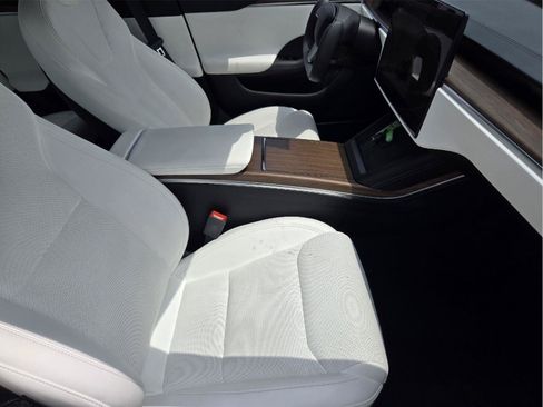 Used 2023 Tesla Model S AWD/4WD image 13