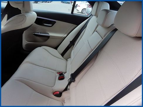 Used 2024 Mercedes-Benz C 300 Sedan image 10