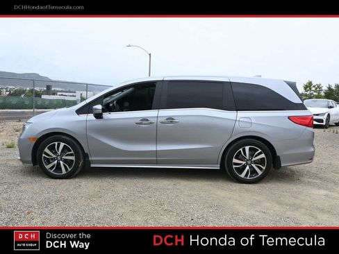 Used 2024 Honda Odyssey Touring image 4