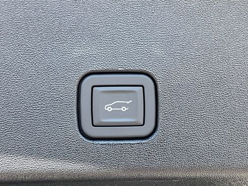 New 2026 Cadillac Optiq V AWD/4WD image 33
