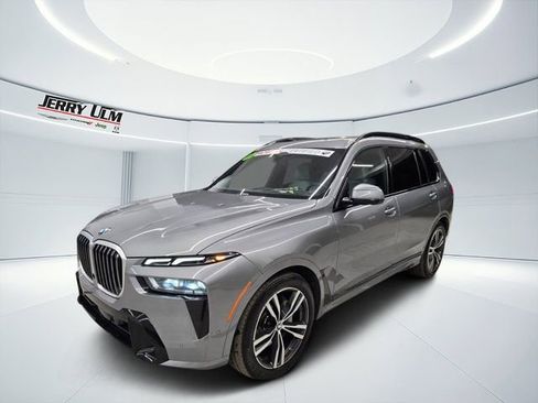 Used 2023 BMW X7 xDrive40i w/ Executive Package AWD/4WD image 7