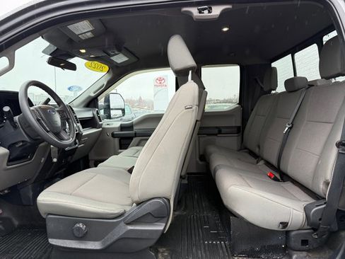 Used 2022 Ford F250 XL w/ STX Appearance Package image 32