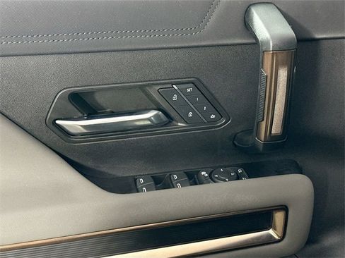 Used 2024 GMC Hummer EV 2X w/ Extreme Off-Road Package image 26