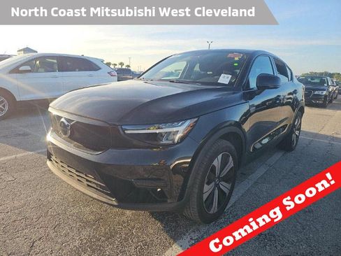 Used 2023 Volvo C40 Recharge Core AWD/4WD image 1