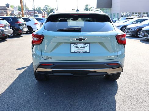 Used 2025 Chevrolet Trax ACTIV w/ Driver Confidence Package FWD image 6