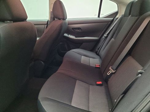 Used 2024 Nissan Sentra SV FWD image 18