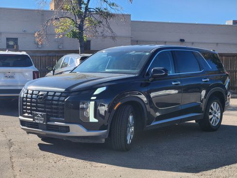 Used 2024 Hyundai Palisade SE image 4